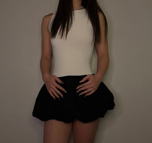 SLINKY PUFFED HEM MINI BALLOON DRESS